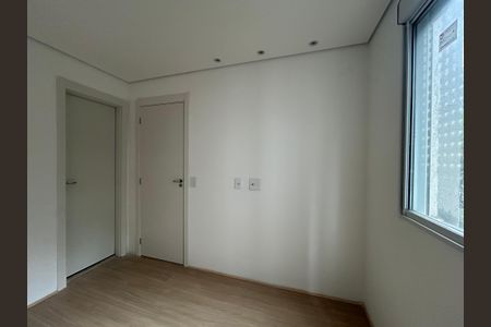 Quarto 2 de apartamento para alugar com 2 quartos, 34m² em Vila Pirituba, São Paulo