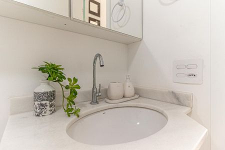 Studio para alugar com 27m², 1 quarto e sem vaga Studio para alugar com 27m², 1 quarto e sem vagaBanheiro Social