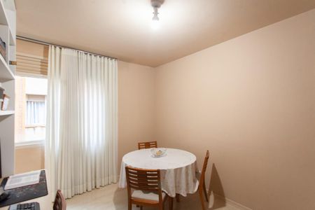 Apartamento à venda com 147m², 3 quartos e 3 vagas Apartamento à venda com 147m², 3 quartos e 3 vagasSala de Jantar