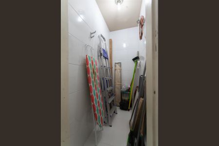 Apartamento à venda com 147m², 3 quartos e 3 vagas Apartamento à venda com 147m², 3 quartos e 3 vagasBanheiro de Serviço