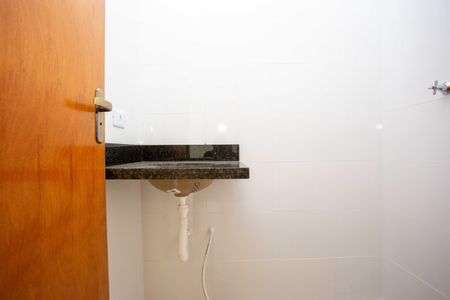 Apartamento à venda com 44m², 2 quartos e sem vagaBanheiro