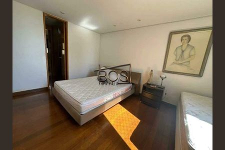 Apartamento à venda com 4 quartos, 240m² em Centro, Belo Horizonte