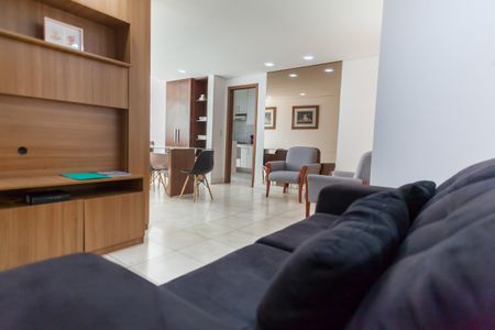 Apartamento à venda com 87m², 3 quartos e 2 vagas Apartamento à venda com 87m², 3 quartos e 2 vagasSala de TV