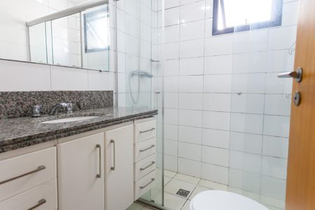 Apartamento à venda com 87m², 3 quartos e 2 vagas Apartamento à venda com 87m², 3 quartos e 2 vagasBanheiro suite