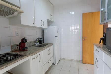 Apartamento à venda com 87m², 3 quartos e 2 vagas Apartamento à venda com 87m², 3 quartos e 2 vagasCozinha