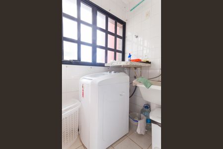 Apartamento à venda com 87m², 3 quartos e 2 vagas Apartamento à venda com 87m², 3 quartos e 2 vagasÁrea de Serviço