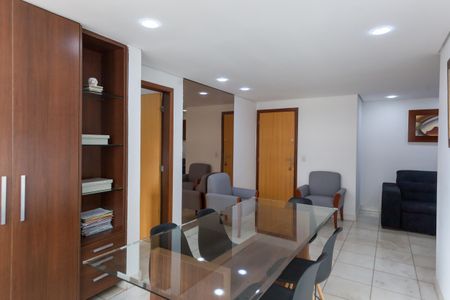 Apartamento à venda com 87m², 3 quartos e 2 vagas Apartamento à venda com 87m², 3 quartos e 2 vagassala