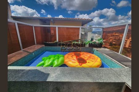 Apartamento à venda com 3 quartos, 104m² em Sagrada Família, Belo Horizonte