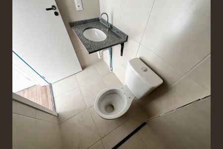Apartamento para alugar com 60m², 3 quartos e 1 vaga Apartamento para alugar com 60m², 3 quartos e 1 vagaBanheiro da Suíte