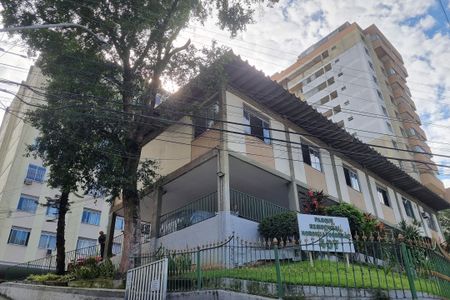 Apartamento à venda com 70m², 3 quartos e 1 vaga Apartamento à venda com 70m², 3 quartos e 1 vagaFachada