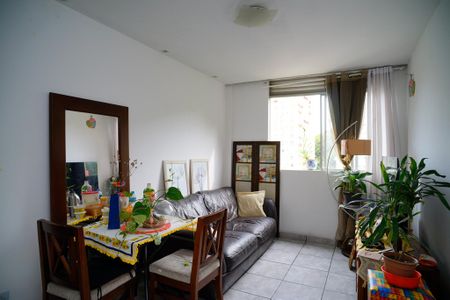 Sala de apartamento à venda com 3 quartos, 70m² em Santa Rosa, Niterói