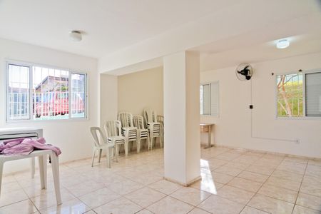 Apartamento para alugar com 44m², 2 quartos e 1 vagaÁrea comum - Salão de festas