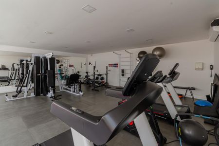 Apartamento à venda com 95m², 2 quartos e 1 vagaÁrea comum - Academia