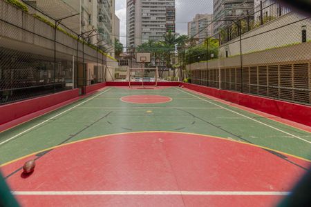 Apartamento à venda com 95m², 2 quartos e 1 vagaÁrea comum - Quadra