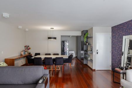 Apartamento à venda com 95m², 2 quartos e 1 vagaSala