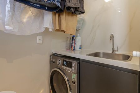 Apartamento à venda com 95m², 2 quartos e 1 vagaÁrea de Serviço