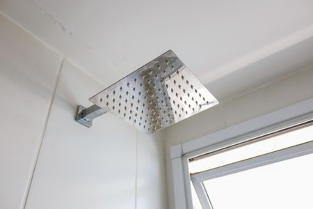 Apartamento à venda com 84m², 2 quartos e 2 vagasBanheiro da Suíte 2