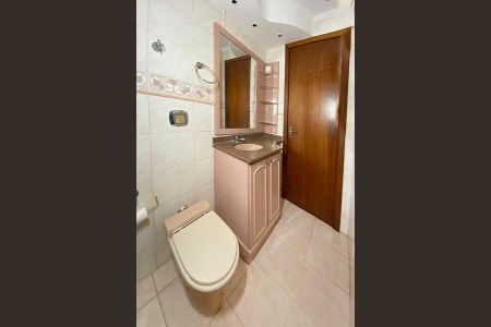 Apartamento para alugar com 64m², 2 quartos e sem vagaBanheiro