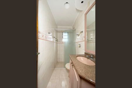 Apartamento para alugar com 64m², 2 quartos e sem vagaBanheiro