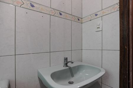 Casa para alugar com 120m², 4 quartos e 2 vagas Casa para alugar com 120m², 4 quartos e 2 vagasBanheiro 2