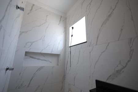 Casa à venda com 70m², 2 quartos e 2 vagasBanheiro Suíte 2