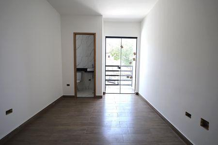 Casa à venda com 70m², 2 quartos e 2 vagasQuarto Suíte 2