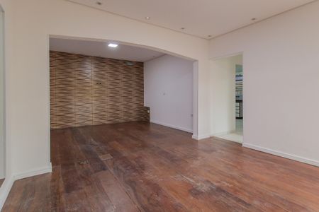 Sala de casa para alugar com 4 quartos, 269m² em Vila Bocaina, Mauá