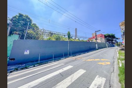 Apartamento à venda com 48m², 2 quartos e 1 vaga Apartamento à venda com 48m², 2 quartos e 1 vagaFachada