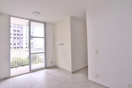 Apartamento para alugar com 33m², 1 quarto e 1 vaga Apartamento para alugar com 33m², 1 quarto e 1 vagaSala