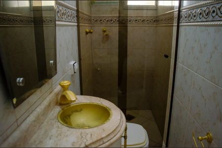 Casa para alugar com 380m², 4 quartos e 4 vagasBanheiro da Suíte 1