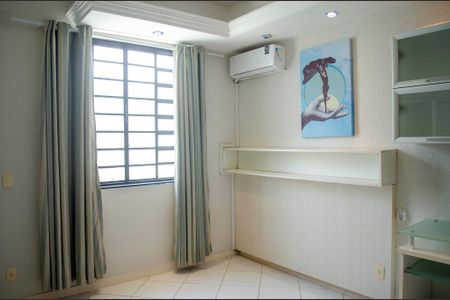 Casa para alugar com 380m², 4 quartos e 4 vagasQuarto 