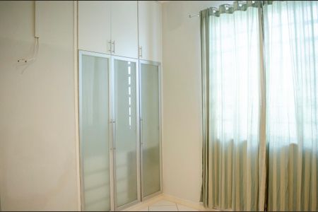 Casa para alugar com 380m², 4 quartos e 4 vagasSuíte 2