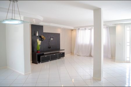 Sala de casa para alugar com 4 quartos, 400m² em Setor Aeroporto, Goiânia