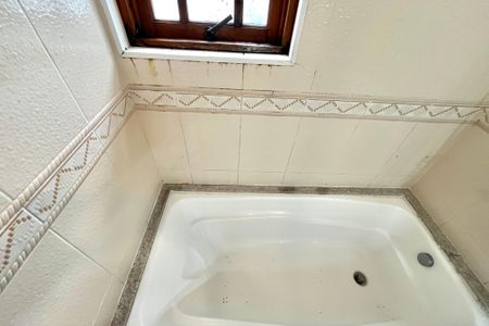 Casa à venda com 270m², 4 quartos e 4 vagas Casa à venda com 270m², 4 quartos e 4 vagasBanheiro da Suíte 3