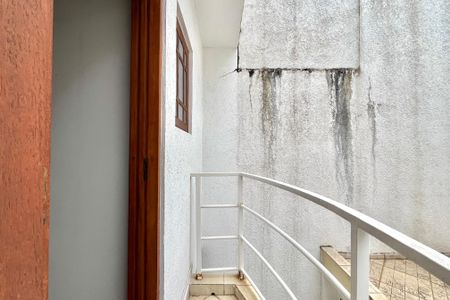 Casa à venda com 270m², 4 quartos e 4 vagas Casa à venda com 270m², 4 quartos e 4 vagasVaranda da Suíte com