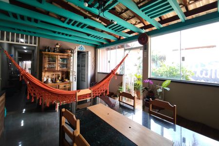 Casa à venda com 160m², 3 quartos e 1 vagaÁrea gourmet