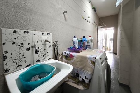 Casa à venda com 160m², 3 quartos e 1 vagaÁrea de Serviço