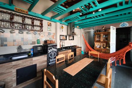 Casa à venda com 160m², 3 quartos e 1 vagaÁrea gourmet