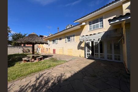Casa à venda com 300m², 4 quartos e 2 vagas