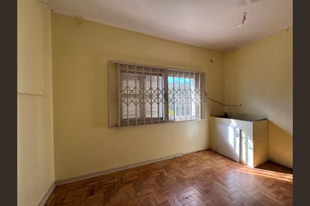 Casa à venda com 300m², 4 quartos e 2 vagas