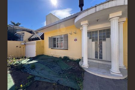 Casa à venda com 300m², 4 quartos e 2 vagas