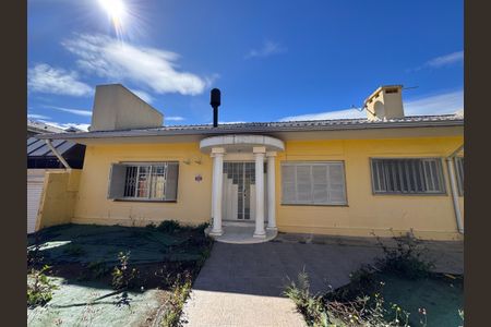 Casa à venda com 300m², 4 quartos e 2 vagas