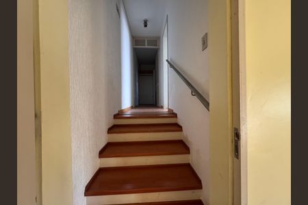 Casa à venda com 300m², 4 quartos e 2 vagas