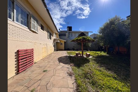 Casa à venda com 300m², 4 quartos e 2 vagas