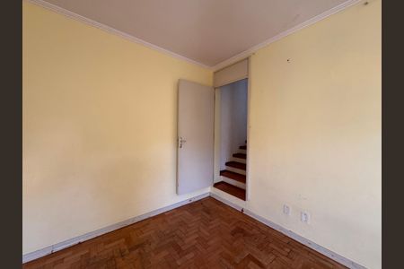 Casa à venda com 300m², 4 quartos e 2 vagas