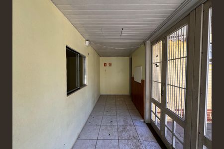 Casa à venda com 300m², 4 quartos e 2 vagas