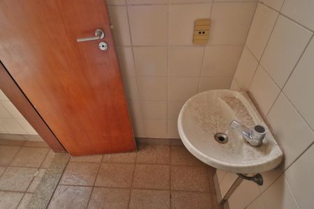 Apartamento para alugar com 140m², 4 quartos e 2 vagasBanheiro de serviço