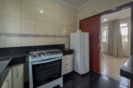 Apartamento à venda com 92m², 3 quartos e 2 vagasCozinha