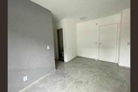 Sala de apartamento para alugar com 2 quartos, 60m² em Jardim Belizário, Cotia