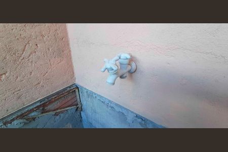 Casa para alugar com 50m², 1 quarto e sem vaga